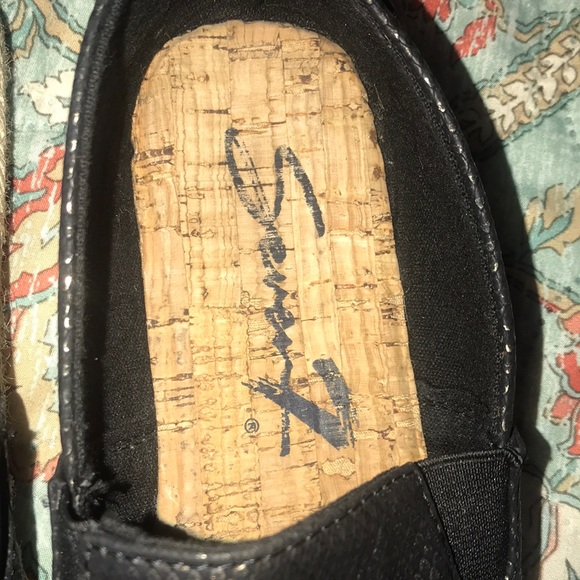 Seven 7 black and gold flats Sz 9 loafers - Picture 2 of 7